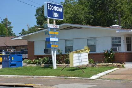 Economy Inn - Gladewater - image 12