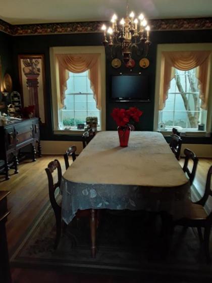 Hall Place B&B - image 14