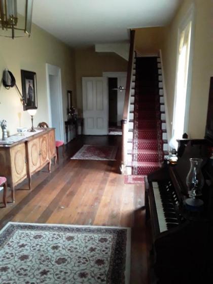 Hall Place B&B - image 8