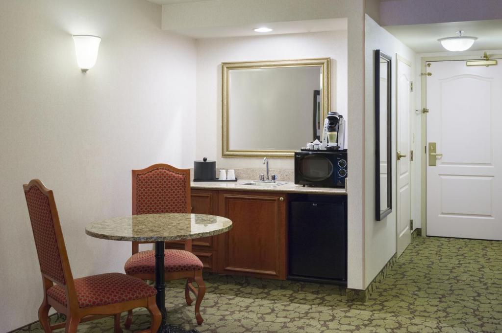 Hilton Garden Inn Hartford South/Glastonbury - image 7