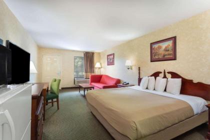 Travelodge by Wyndham Glen Allen - image 9