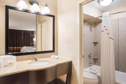 Days Inn by Wyndham Baltimore South/Glen Burnie - image 3