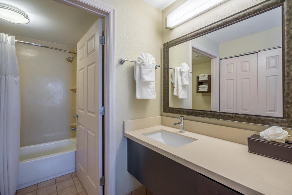 Staybridge Suites Wilmington - Brandywine Valley an IHG Hotel - image 3