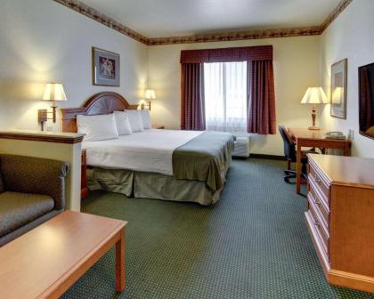 Quality Inn & Suites - Glen Rose - image 10