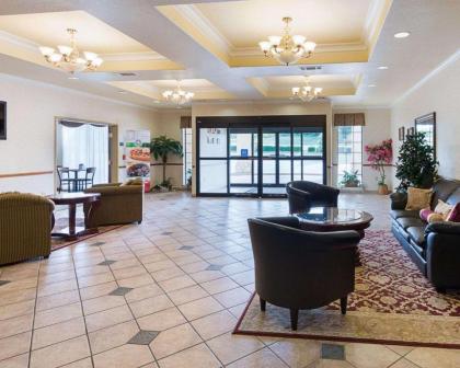 Quality Inn & Suites - Glen Rose - image 2