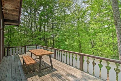 Swiss-Style Chalet with Fireplace - Near Story Land! - image 7