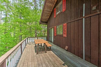 Swiss-Style Chalet with Fireplace - Near Story Land! - image 8