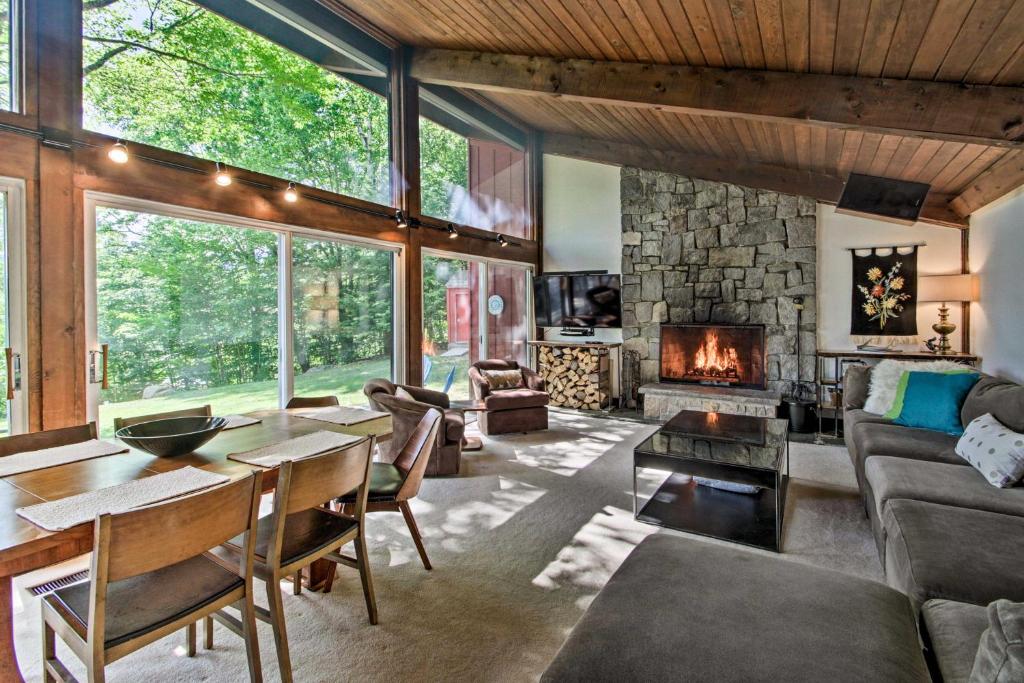 Family-Friendly Glen Home with White Mountain Views! - image 4