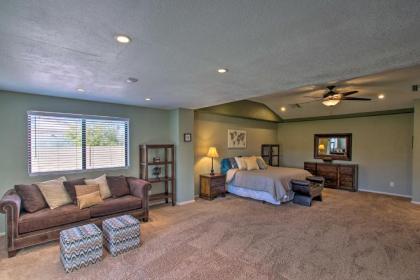 Pet-Friendly Glendale Home with Pool and Putting Green - image 11