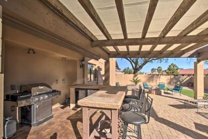 Pet-Friendly Glendale Home with Pool and Putting Green - image 15