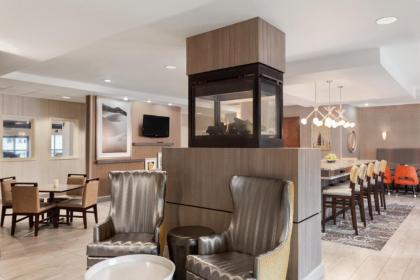 Hampton Inn & Suites Denver-Cherry Creek - image 19