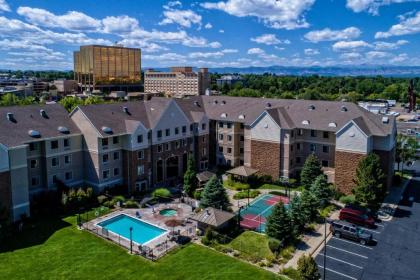 Hotel in Glendale Colorado