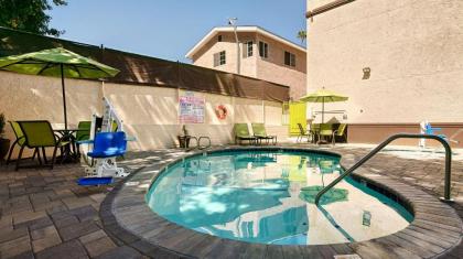 Best Western Plus Glendale - image 15