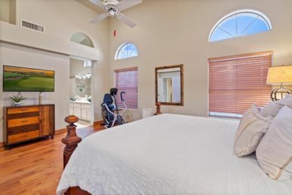 Upscale Phoenix Oasis with Private Pool and Spa! - image 15