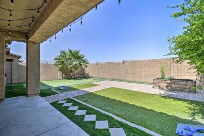 Glendale Home with Putting Green and Pool Access! - image 5