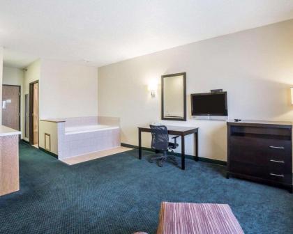 Comfort Inn Glendive - image 3