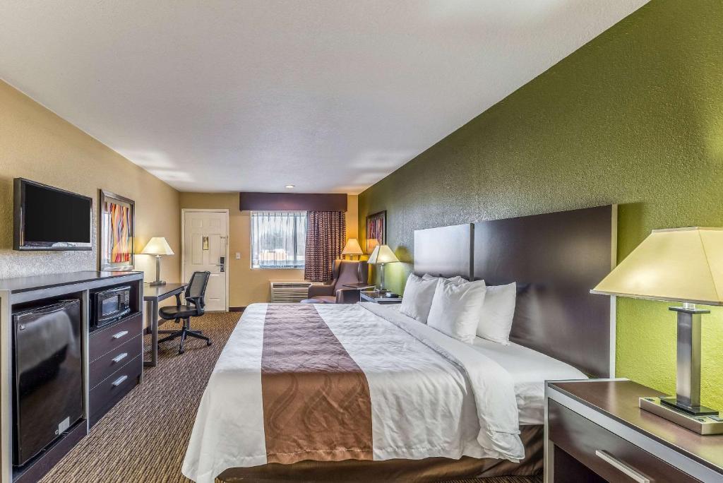 Quality Inn Glenpool - Tulsa - image 4