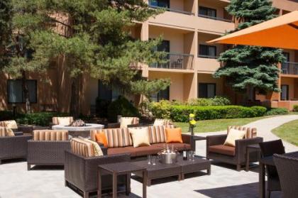 Courtyard Chicago Glenview/Northbrook - image 3