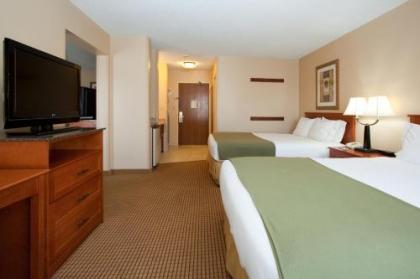 Holiday Inn Express Glenwood Springs Aspen Area - image 3