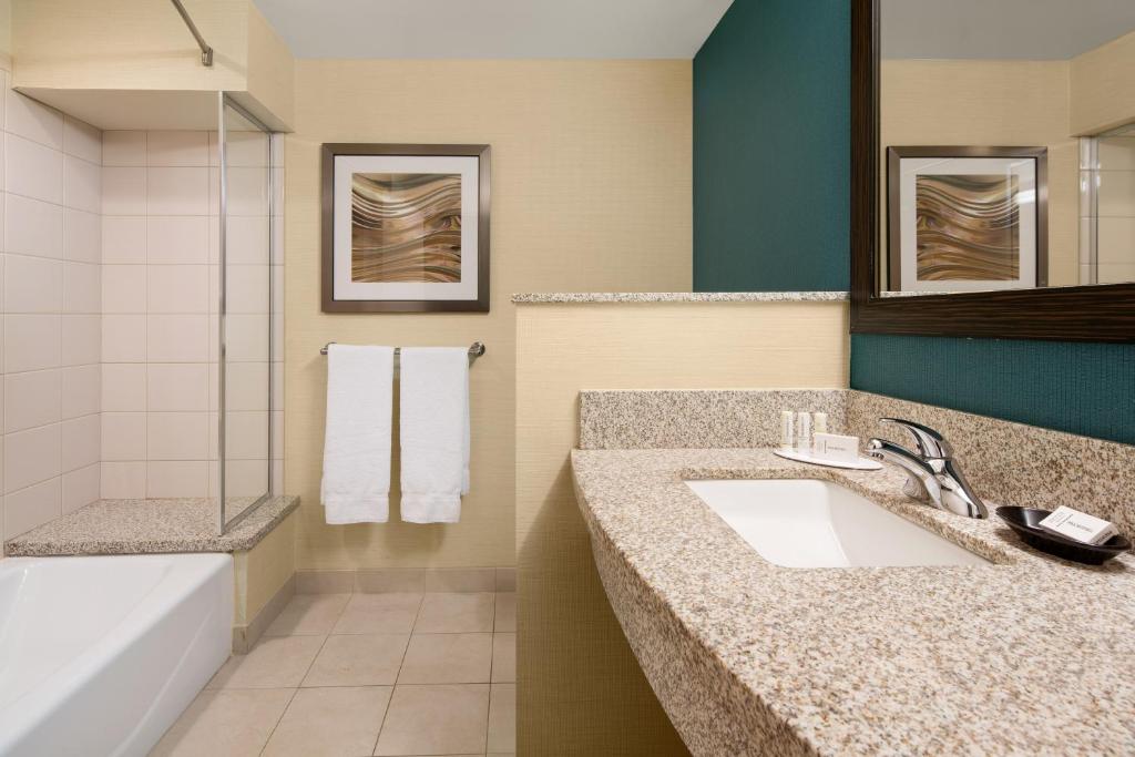 Courtyard by Marriott Glenwood Springs - image 4