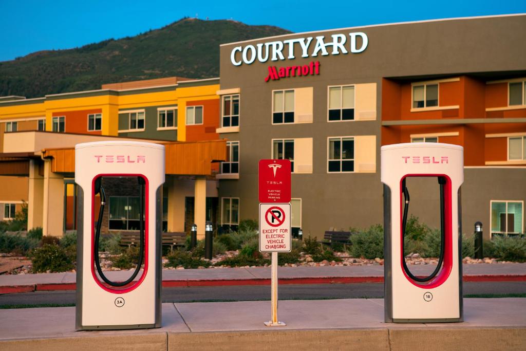 Courtyard by Marriott Glenwood Springs - image 6