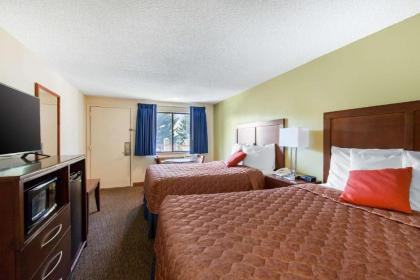 Rodeway Inn Glenwood Springs - image 3