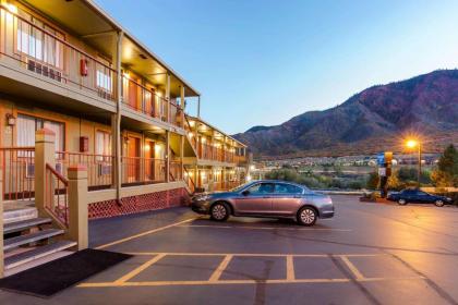 Rodeway Inn Glenwood Springs - image 6