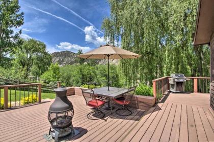 Rivers Edge Mtn Home Private Hot Tub and Views - image 10