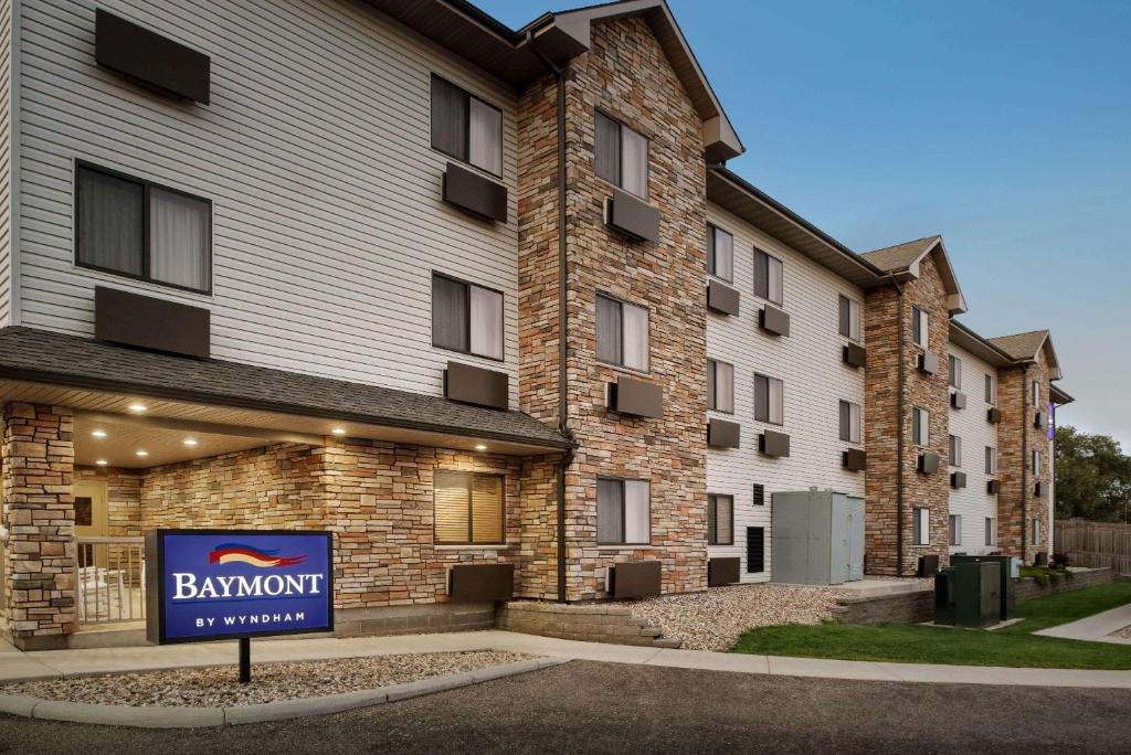 Baymont by Wyndham Glenwood - main image