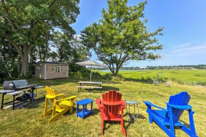 Lovely Blue Heron Cottage on Annisquam River Massachusetts