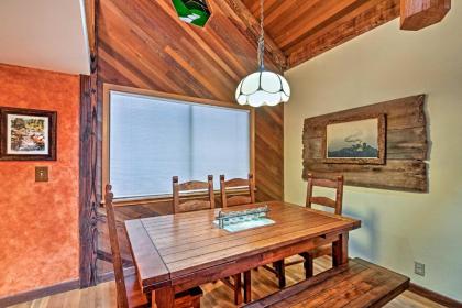 Riverfront Gold Bar Cabin with Deck and Mountain Views - image 4