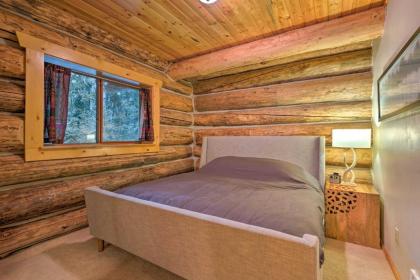 Custom Riverfront Log Home near Stevens Pass! - image 3