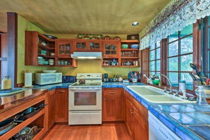 Forested Gold Beach House with Panoramic Ocean Views! - image 9