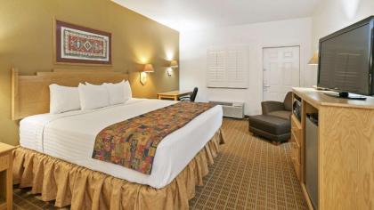 Best Western Gold Canyon Inn & Suites - image 10