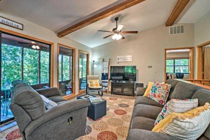 Home with Large Deck on Table Rock Lake! - image 10