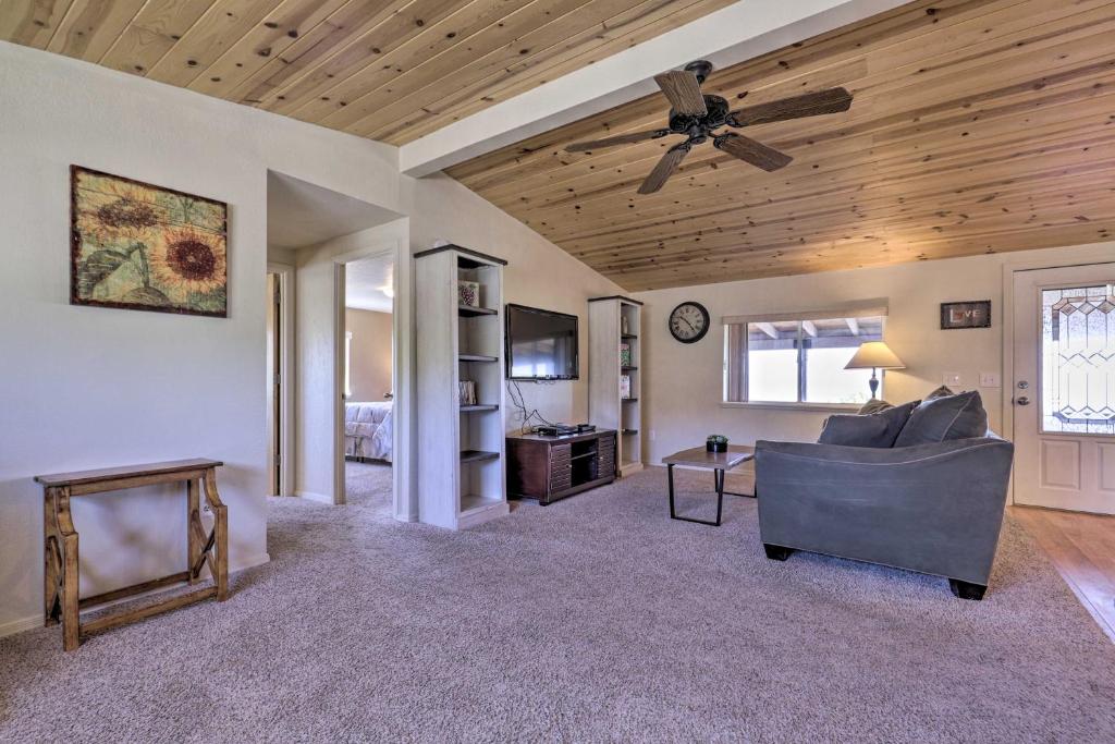 Rustic Bullhead City Retreat with Porch and Views - image 6