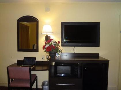 Americas Best Value Inn - Goldsboro - image 10