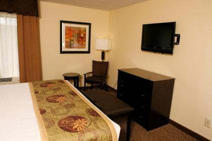 Best Western Plus Goldsboro - image 14