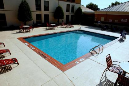 Best Western Plus Goldsboro - image 6