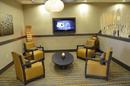 Holiday Inn Express Hotel & Suites Goldsboro - Base Area an IHG Hotel