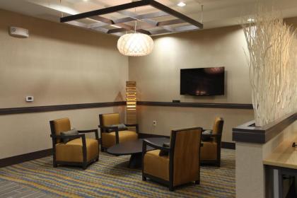 Holiday Inn Express Hotel & Suites Goldsboro - Base Area an IHG Hotel - image 4