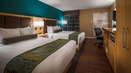 Best Western Plus South Coast Inn - image 8