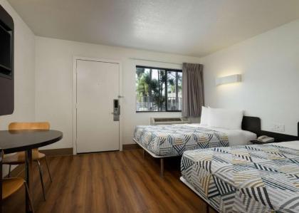 Motel 6-Goleta CA - Santa Barbara - image 7