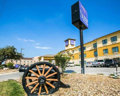 Sleep Inn  Suites near Palmetto State Park Texas