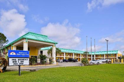 Americas Best Value Inn-Gonzales - image 2