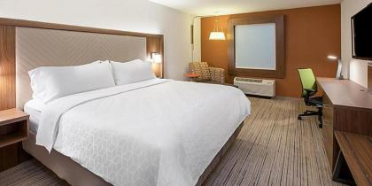 Holiday Inn Express & Suites - Goodland I-70 an IHG Hotel - image 12