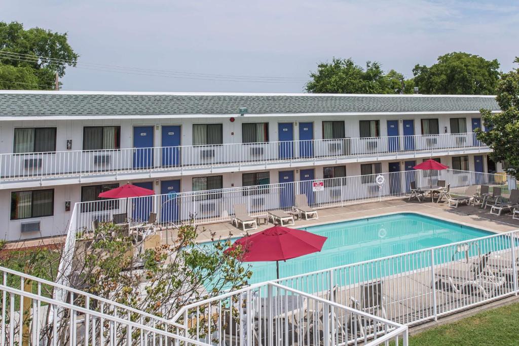 Motel 6-Goodlettsville TN - Nashville - image 3