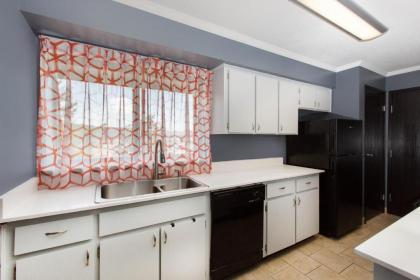 La Quinta by Wyndham Goodlettsville - Nashville - image 9