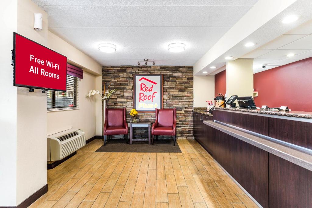 Red Roof Inn PLUS+ Nashville North Goodlettsville - image 6