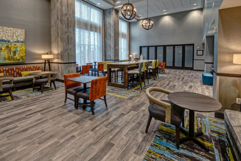 Hampton Inn & Suites Nashville/Goodlettsville Tennessee - image 7